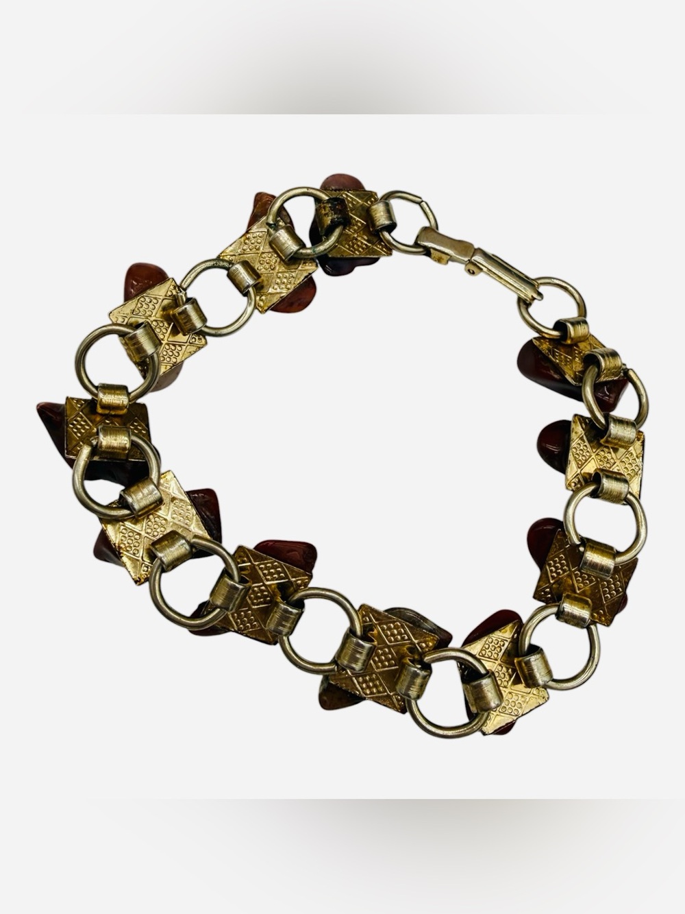 Vintage Carnelian Agate Stone Gold-Tone Textured Link Bracelet - Picture 7 of 9